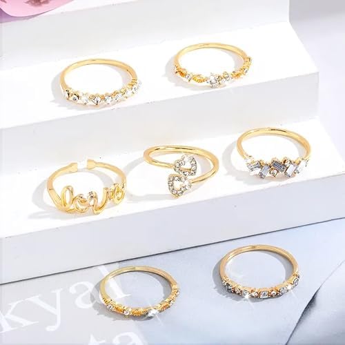 Gold Stackable Rings for Women Teen Girl Gifts Trendy Stuff Simple Star Moon Heart Knuckle Ring Set Boho Cute Stuff Gold Ring Pack Jewelry Birthday Christmas Gifts 2025 Stocking Stuffers