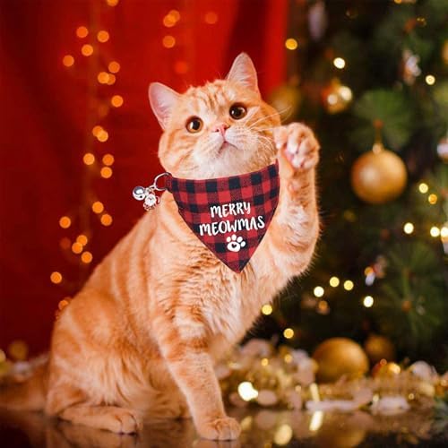 STMK 2 Pack Christmas Cat Bandana Collar with Bell, Breakaway Holiday Cat Kitten Bandana Collar with Bell for Cats Costumes Outfits (Merry Meowmas & Santa's Favorite)