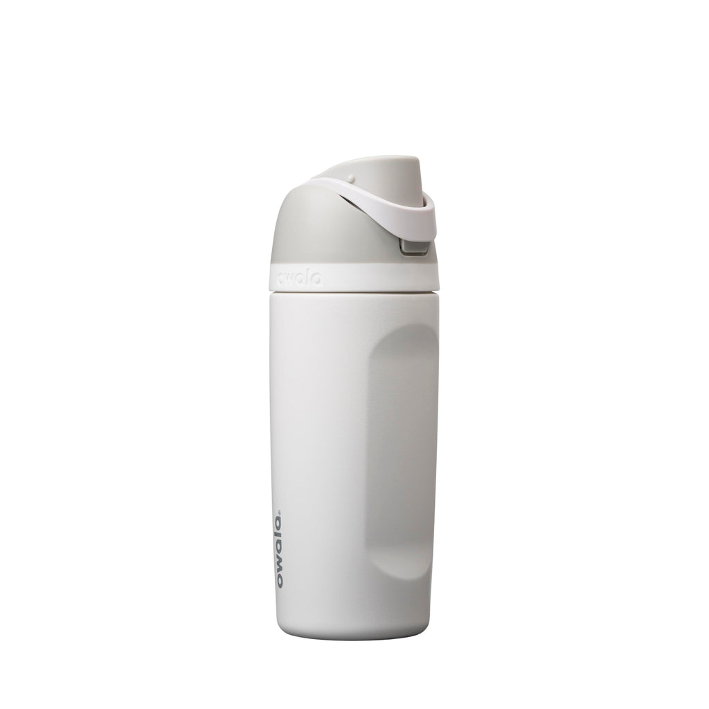 Owala Kids FreeSip Insulated Stainless Steel Water Bottle with Straw for Sports, Travel, and School BPA-Free Sports Water Bottle, 16 oz, Shy Marshmallow